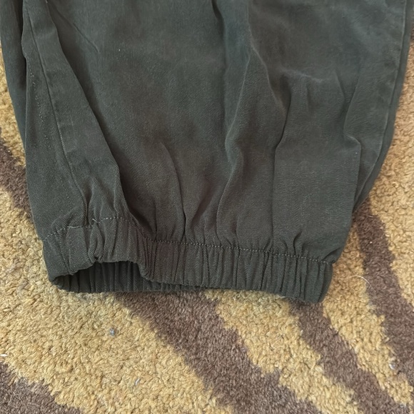 Victoria Secrets Drawstring Sweatpants Joggers in forest green - Picture 4 of 5